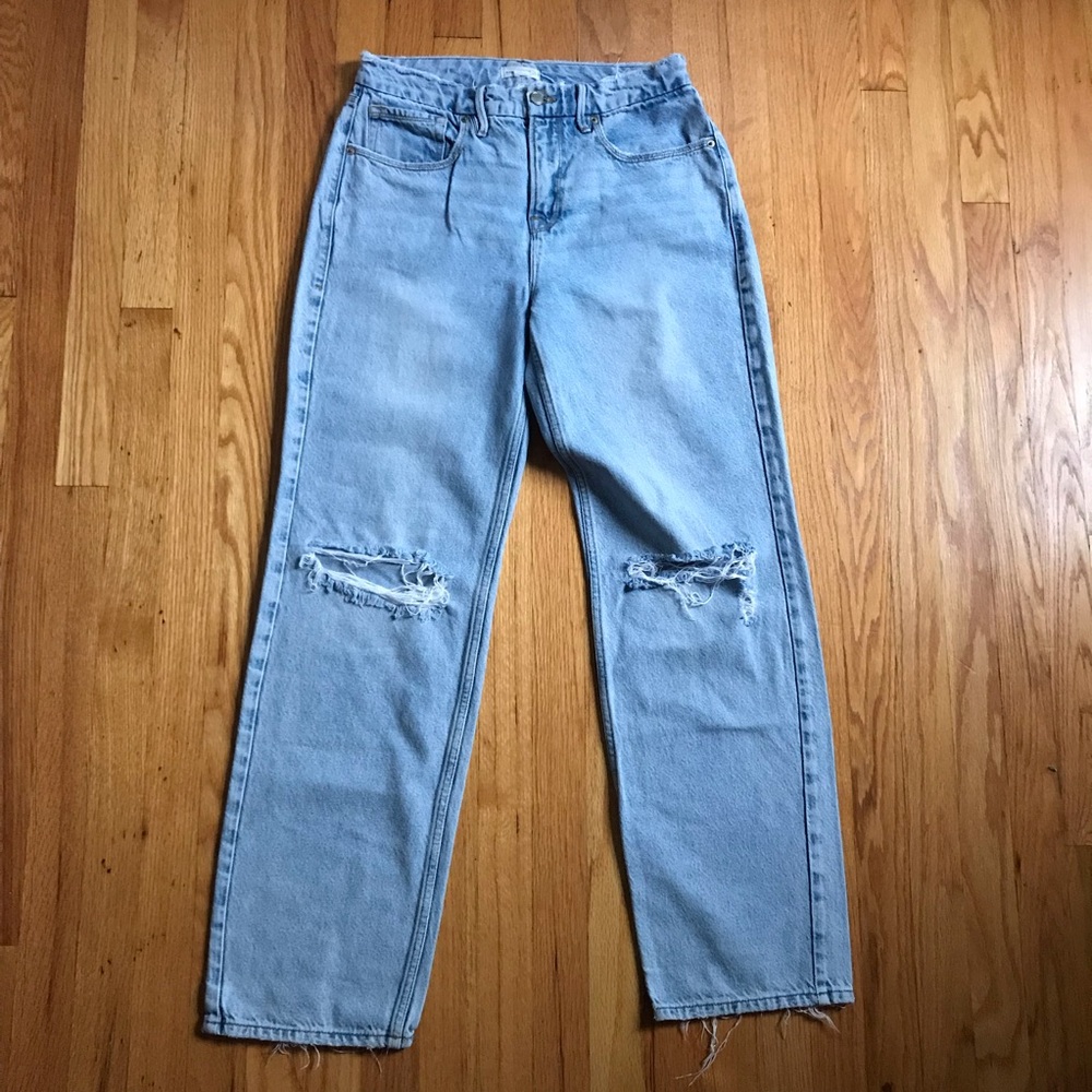 Good American GOOD 90s Loose Light Blue Distressed Jeans 6 / 28